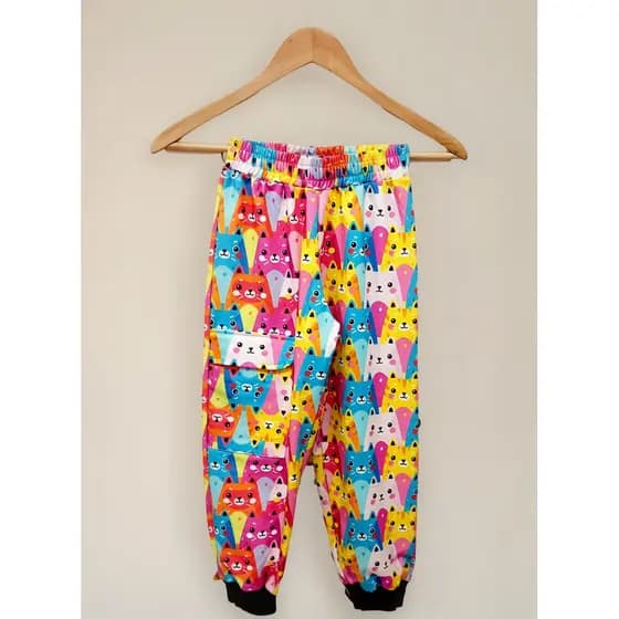 Calça Infantil Menina Estampa Gatinhos Confortável Colorido