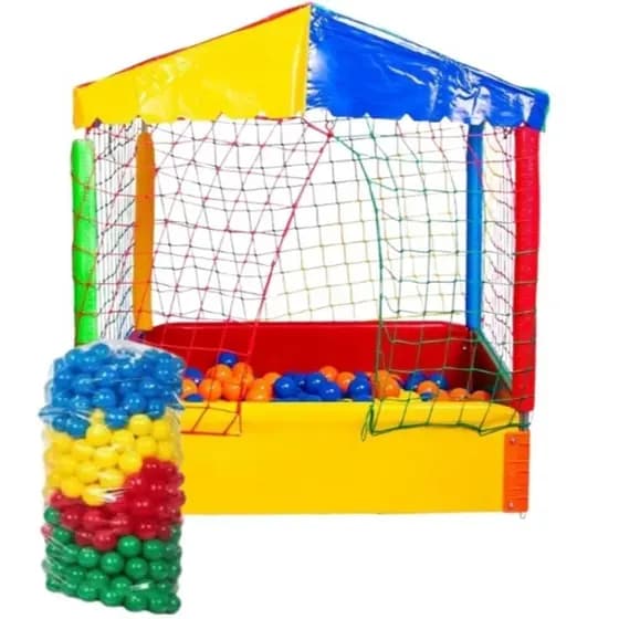 Piscina de bolinhas 1x1 acompanhada de 500 bolinhas e Tatame brinde