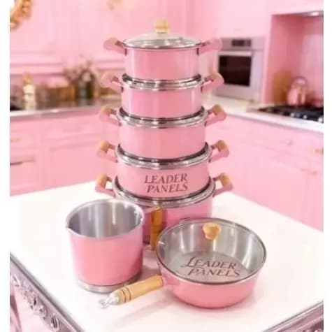 CONJUNTO DE COZINHA ROSA BEBÊ PANELAS + FRIGIDEIRA CAÇAROLA COM TAMPAS DE VIDRO E CANEÇÃO LEITEIRA REFORÇADO
