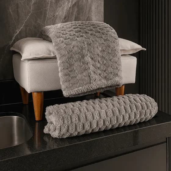Kit c/2 Toalha de Banho Micro-Fibra Luxo 140cm x 70cm