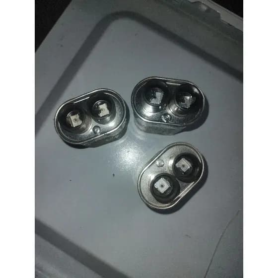 3 capacitor sotidos