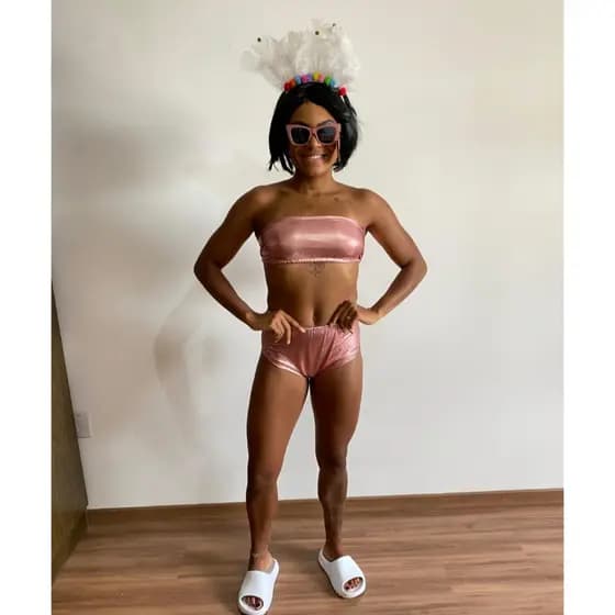 Carnaval ; Conjunto Carnaval metalizado ; Conjunto Hot Pant Carnaval; Look carnaval ; Kit Carnaval