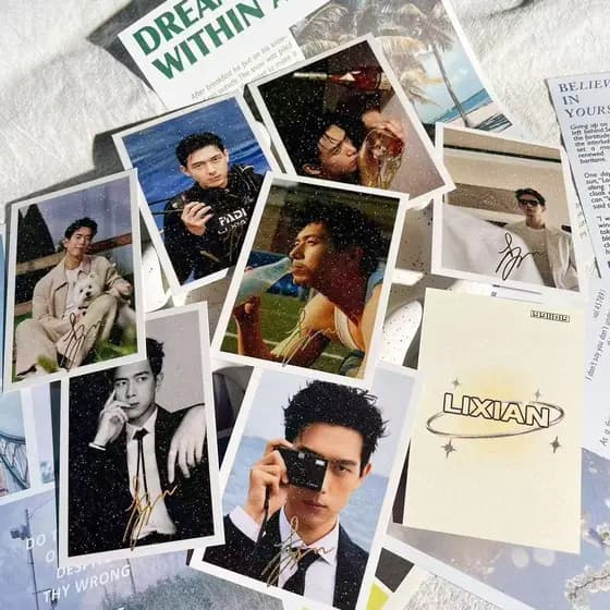 Merchandise de Celebridades Li Xian: Cartão de Assinatura em Relevo de Alto Valor, Assinado a Ouro, de, P