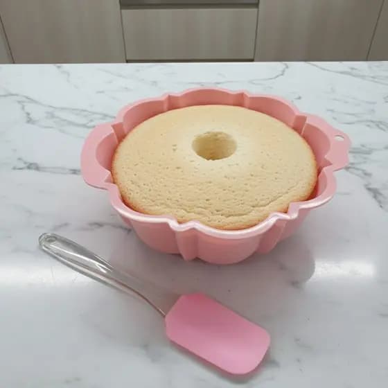 Forma para micro-ondas e Espátula Rapa-tudo de Silicone tudo rosa