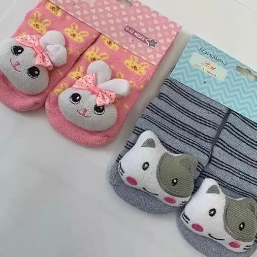 Meia Infantil com Bichinho 3D Chocalho - Meia Antiderrapante Bebê Inverno - Menino e Menina