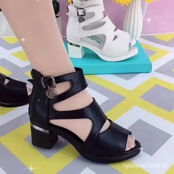 Sandálias De Couro Macio Romanas Mulheres Boca De Peixe Oca Salto Alto Espesso 2023 Novo Estilo Moda De Verão Botas