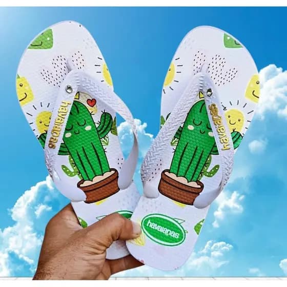 Chinelo Feminino Estampado com Pingente | Confortável e Leve | Estampas Fofas