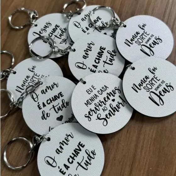 Kit Chaveiro Lembrancinha Personalizável MDF Branco Datas Especiais Escolas Igrejas Batizado Eventos
