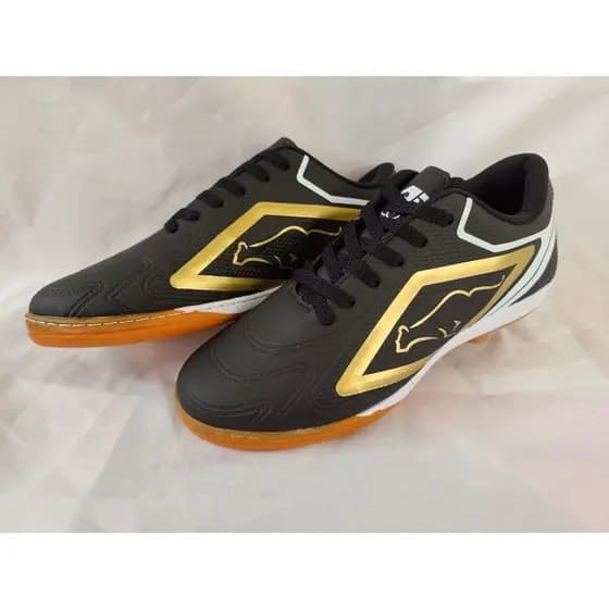 tenis chuteira futisal peto /ouro gue 09 quadra salao esporte lazer