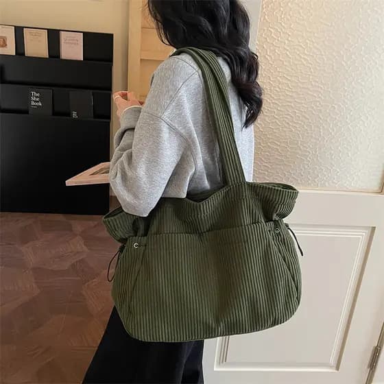 Bolsa de grande capacidade feminina veludo sacola 2025 novo estilo All-Match Casual bolsa de ombro moda na moda Commuter