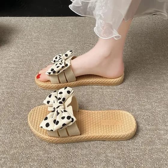 2025 versão coreana arco sapatos de praia de sola grossa sandálias chinelos femininos de sola plana moda antiderrapante