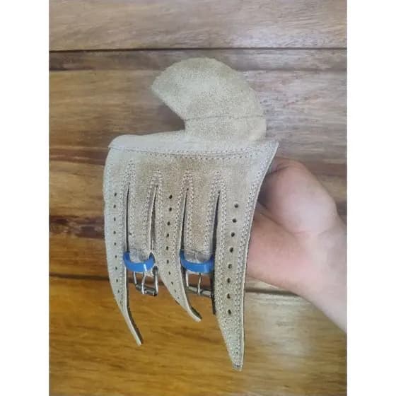 Luva de vaquejada profissional de 5 atacas.