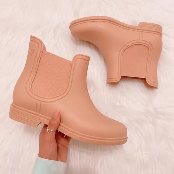 Botas Femininas Confortáveis para Criar Looks Elegantes no Outono/Inverno