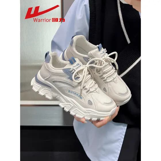 Puxar para trás sapatos papai de sola grossa feminino 2026 novo estilo primavera pequenas pessoas aumentando tênis femin