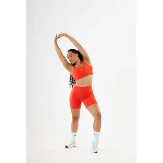 Conjunto Ysa – Energia e Estilo que Se Destacam