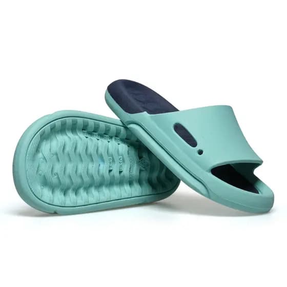 Sandália Infantil para Meninos – Slide Macio, Flexível e com Solado Antiderrapante