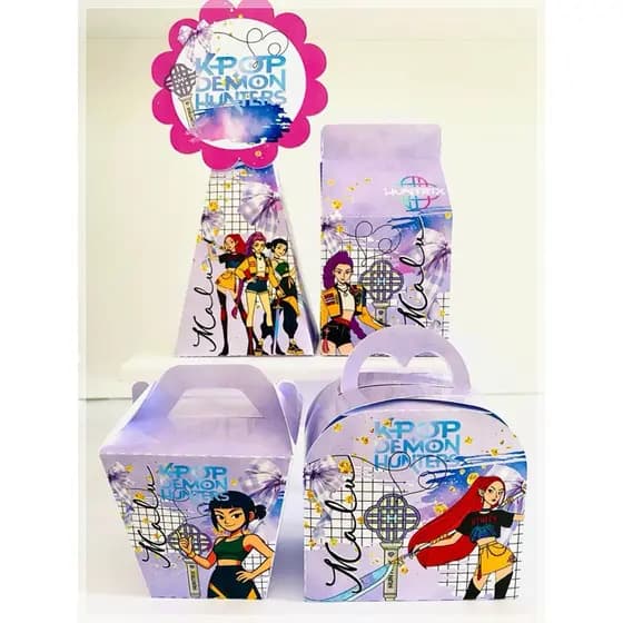 Kit Só Um Bolinho | Lembrancinha Guerreiras do K-pop Personalizada | Caixa Milk Festa Infantil Nome e Idade Envio Rápido