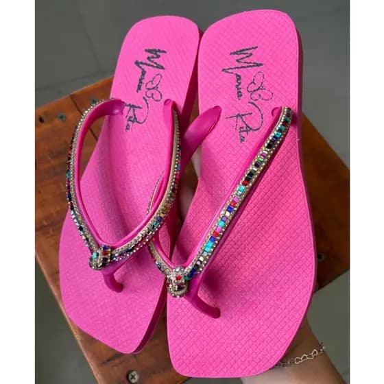 Chinelo De Dedo Básico Com Strass Bico Quadrado Colorido F MR