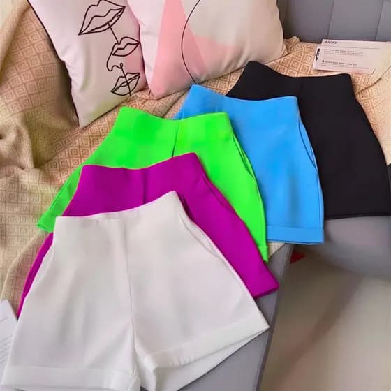 Kit 2 Short Alfaiataria Feminino Social Cintura Alta Com Bolso e Zíper na Lateral PROMOÇÃO