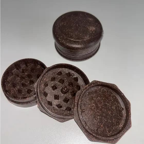Triturador de alho manual feito em fibra de coco resistente
