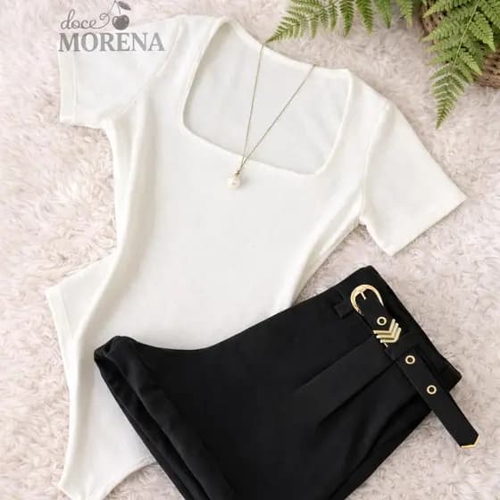 Conjunto Elegante Short Alfaiataria Com Cinto Encapado + Body Com Manga Decote Quadrado Elegante Moda Feminina