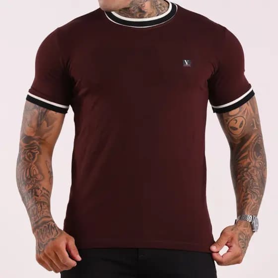 Camiseta Masculina Cotton Peruano 40.1 com Gola e Punho Personalizados para Uso Casual Premium