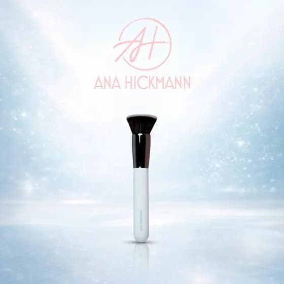 Pincel Para Base Reto Flat Kabuki Ana Hickmann