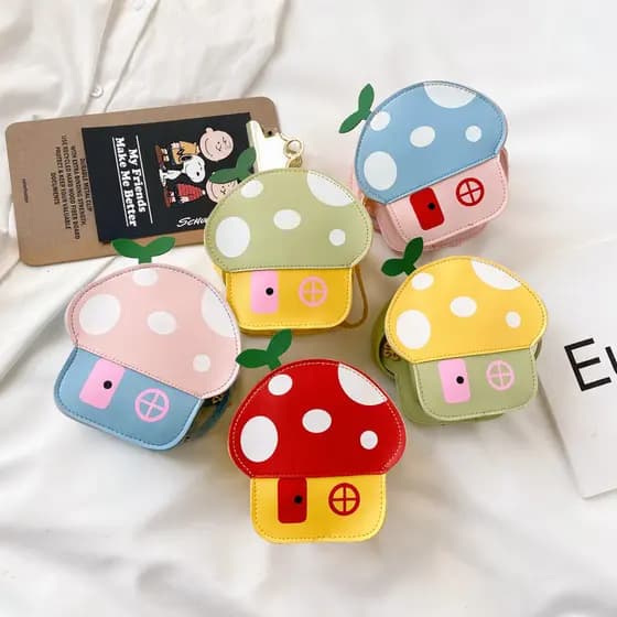 Crianças mochila 2022 bolsa infantil versão coreana bolsa de ombro dos desenhos animados moda Cross-corpo saco menina mo