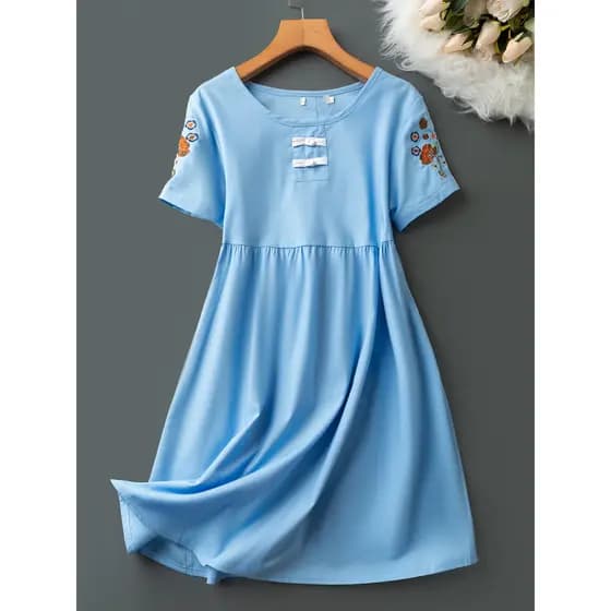 Verão versão coreana temperamento feminino A linha cor sólida bordado luz fina All-Match em torno do pescoço solto curto