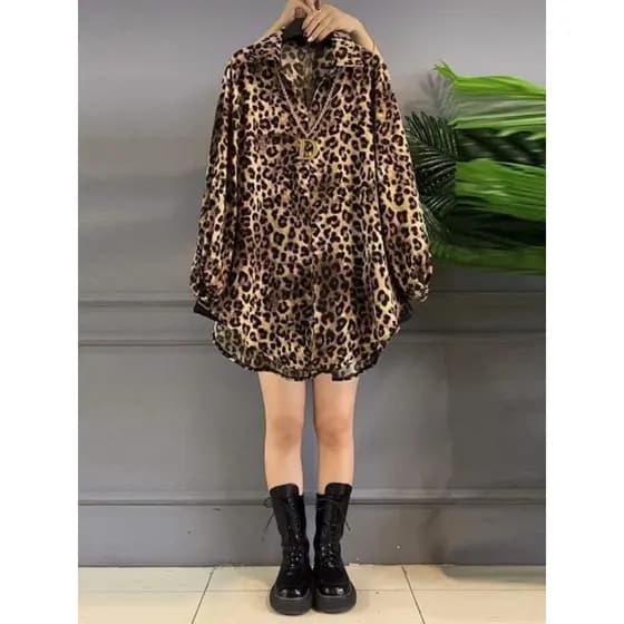 Luz de luxo High-End fivela costura Jacquard gola alta camisa 2024 outono novo estilo elegante estilo ocidental idade-Re