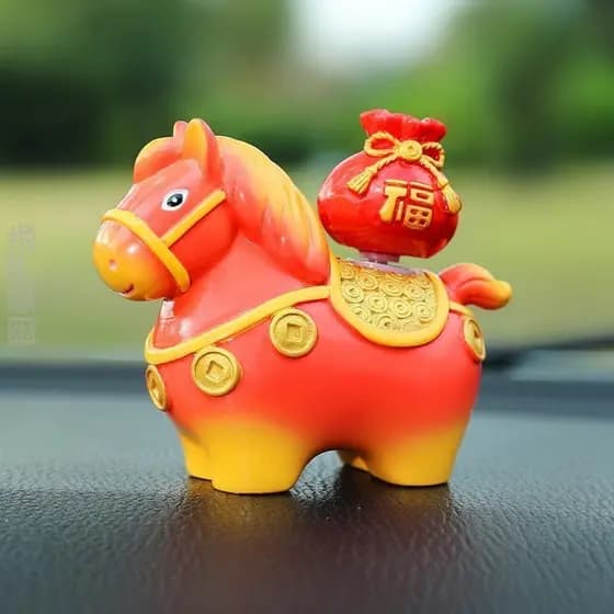 Ano do cavalo ornamentos de carro ornamentos bonitos decorações criativas decorações interiores bonecas zodíaco mascotes