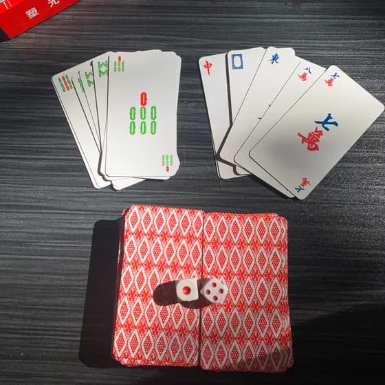 Frete grátis KR Ace papel mahjong cartas de plástico luz mahjong jogando cartas oco em branco entretenimento lazer portá