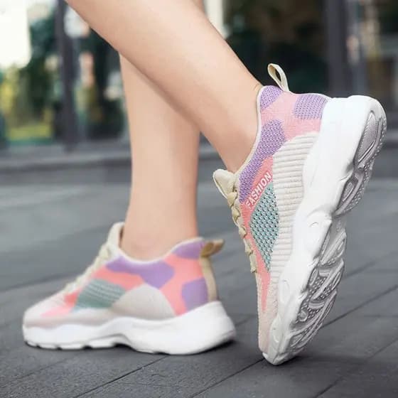 2025 novo estilo sapatos femininos sapatos de malha macia primavera verão outono sapatos esportivos confortáveis respirá