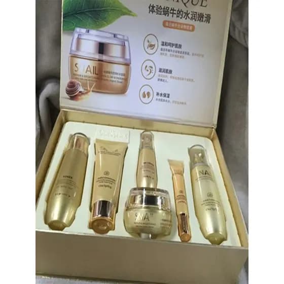 Yizhichun caracol calmante hidratante caixa de presente de seis peças hidratante conjunto Facial cuidados com a pele cos