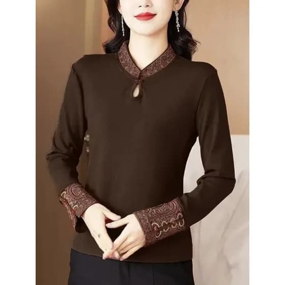 Estilo nacional roupas femininas bordado gola alta manga comprida camiseta de fundo interno 2025 outono novo estilo esti