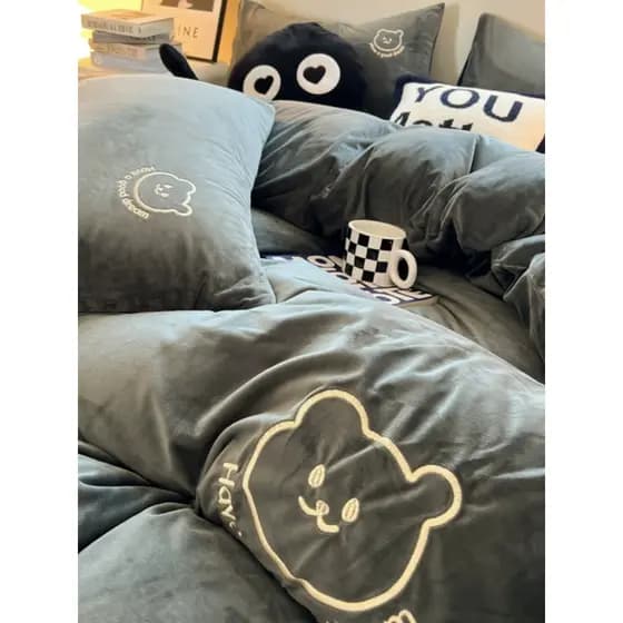 Conjunto de quatro peças de lã de leite Coral velo inverno grosso colcha capa folha flanela simples cama conjunto de trê