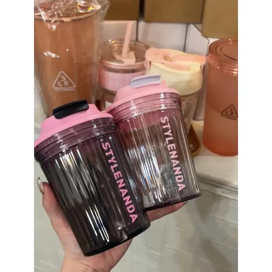 3CE STYLENANDA Novo produto copo de água rosa de alto valor rosa fresco esportes copo de água influenciador copo de palh