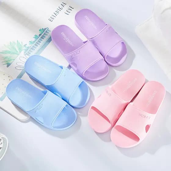 Beauty Bridge Chinelos femininos para casa, moldagem de uma palavra, chinelos para homens e mulheres, casal, chinelos in