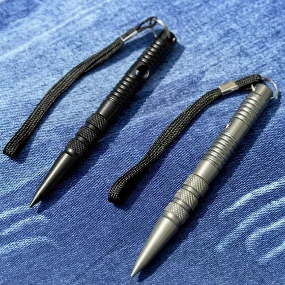 Portátil auto-defesa ferramenta de carro proteção Legal cabeça de aço de tungstênio montanhismo defesa caneta pingente a