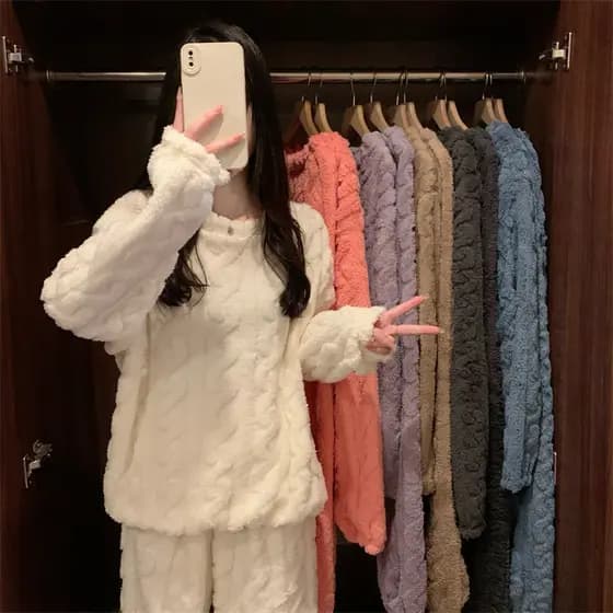 Pijamas femininos outono inverno Coral velo 2025 novo estilo forro de lã espessamento meninas quente pelúcia Homewear te