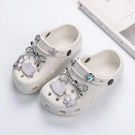 Chinelos infantis para meninas sapatos com buracos verão antiderrapante Baotou gato sapatos de praia casuais médio grand