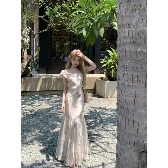 Kumikumi High-End Nicho Redutor de Idade Temperamento Floral Vestido de Manga Curta Feminino Verão Slim