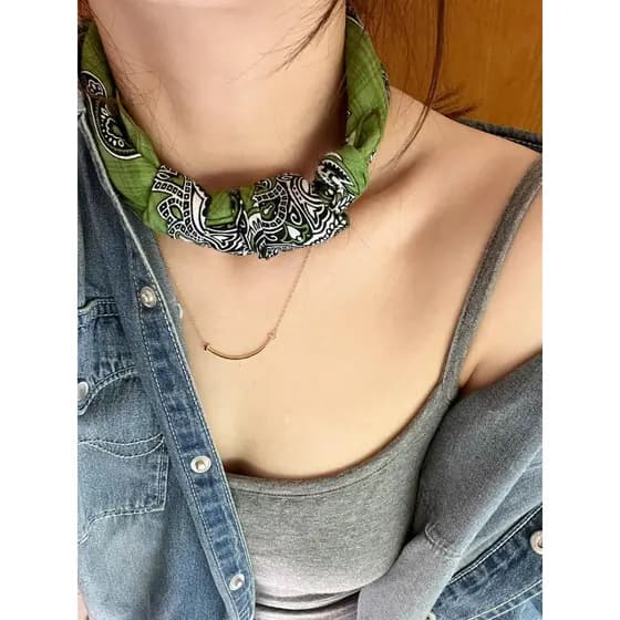 Lenço de seda luz luxo High-End feminino 2025 novo estilo pescoço pequeno lenço quadrado azul caju flor All-Match Floral