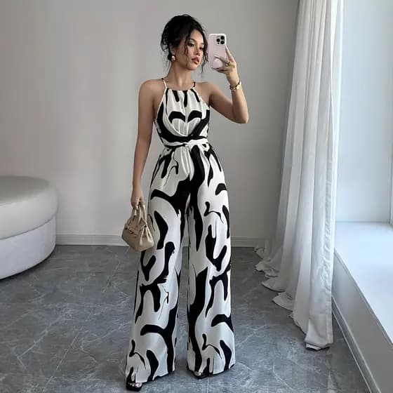 Roupas Femininas 2025: Macacão com Estampa de Padrão Leitoso em Preto e Branco, Decote Halter e Calças de Perna Larga, E