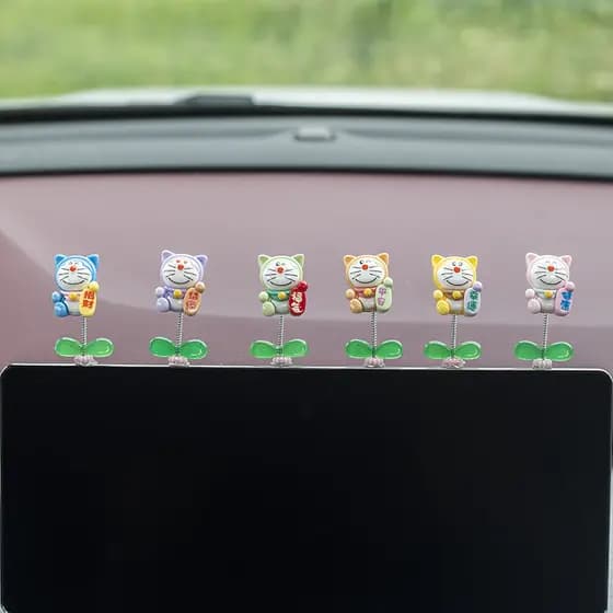 Enfeites de carro 2026 novo estilo balançando gato da sorte criativo acessórios interiores do carro bonito decoração Con