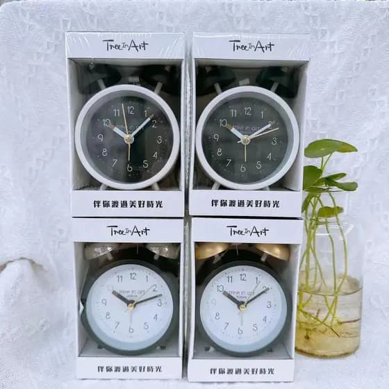 Qingyifang vida minimalista 10cm despertador quarto crianças dedicado simples despertador de cabeceira vida minimalista