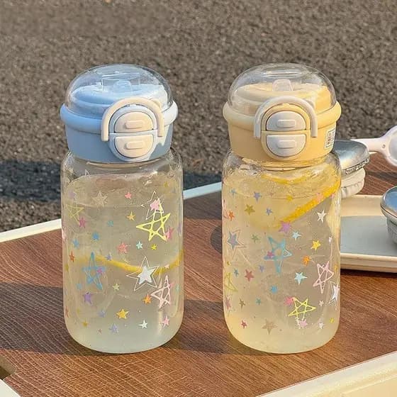 2026 novo produto simples copo de água menina com palha de alto valor verão estudante portátil duplo copo bebendo menina
