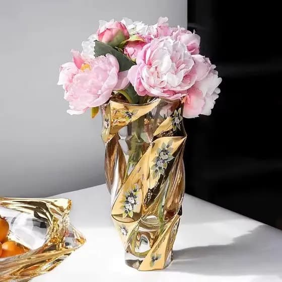 Vaso de esmalte dourado pintado de vidro de cristal estilo 126 Decorações de mesa de jantar de alta qualidade europeia D