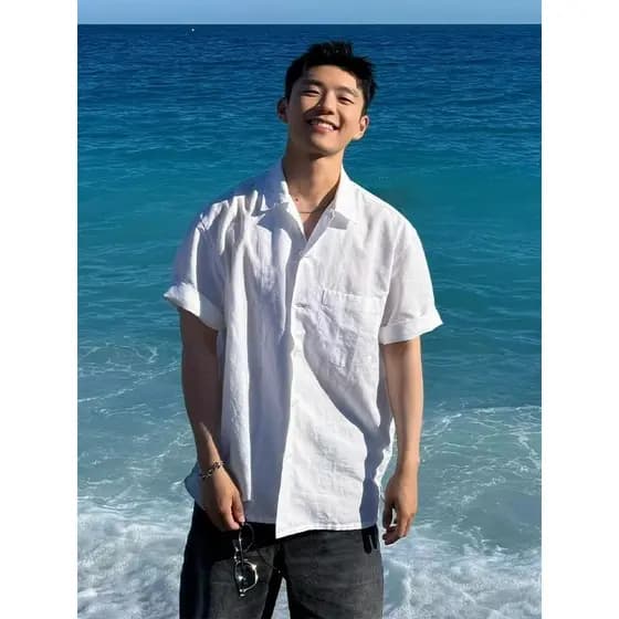 Camisa branca pura de manga curta masculina verão na moda cleanfit camisa estilo japonês adolescente solto protetor sola