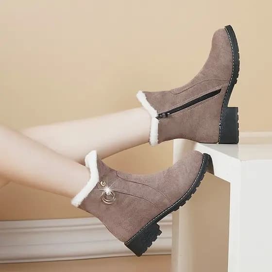 Botas femininas de sola grossa sapatos de algodão feminino inverno 2026 novo estilo velo fosco botas curtas femininas so